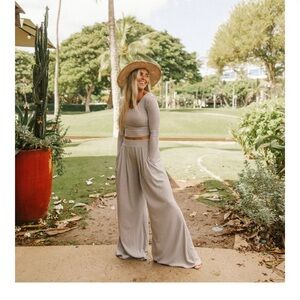 Lainsnow Rosemary Ribbed Top & Bottom Set (Small)